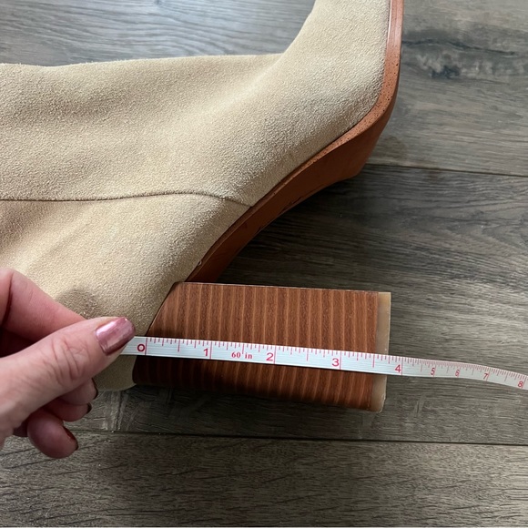 Sam Edelman Ivette Square Toe Boots NWOT - Picture 2 of 8